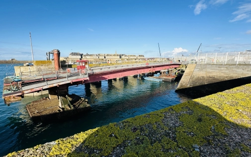 Démantèlement de la rampe 1 en images