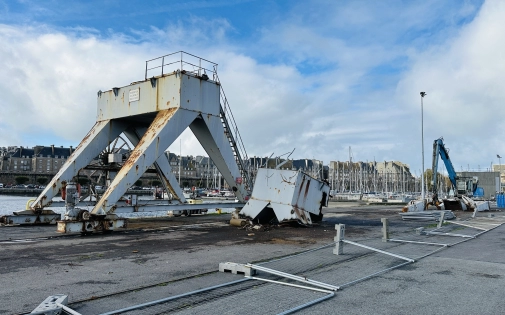 Démantèlement des grues