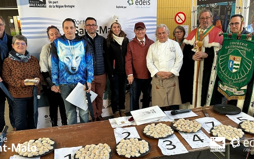 Remise des prix du concours d'ouverture de coquilles Saint-Jacques